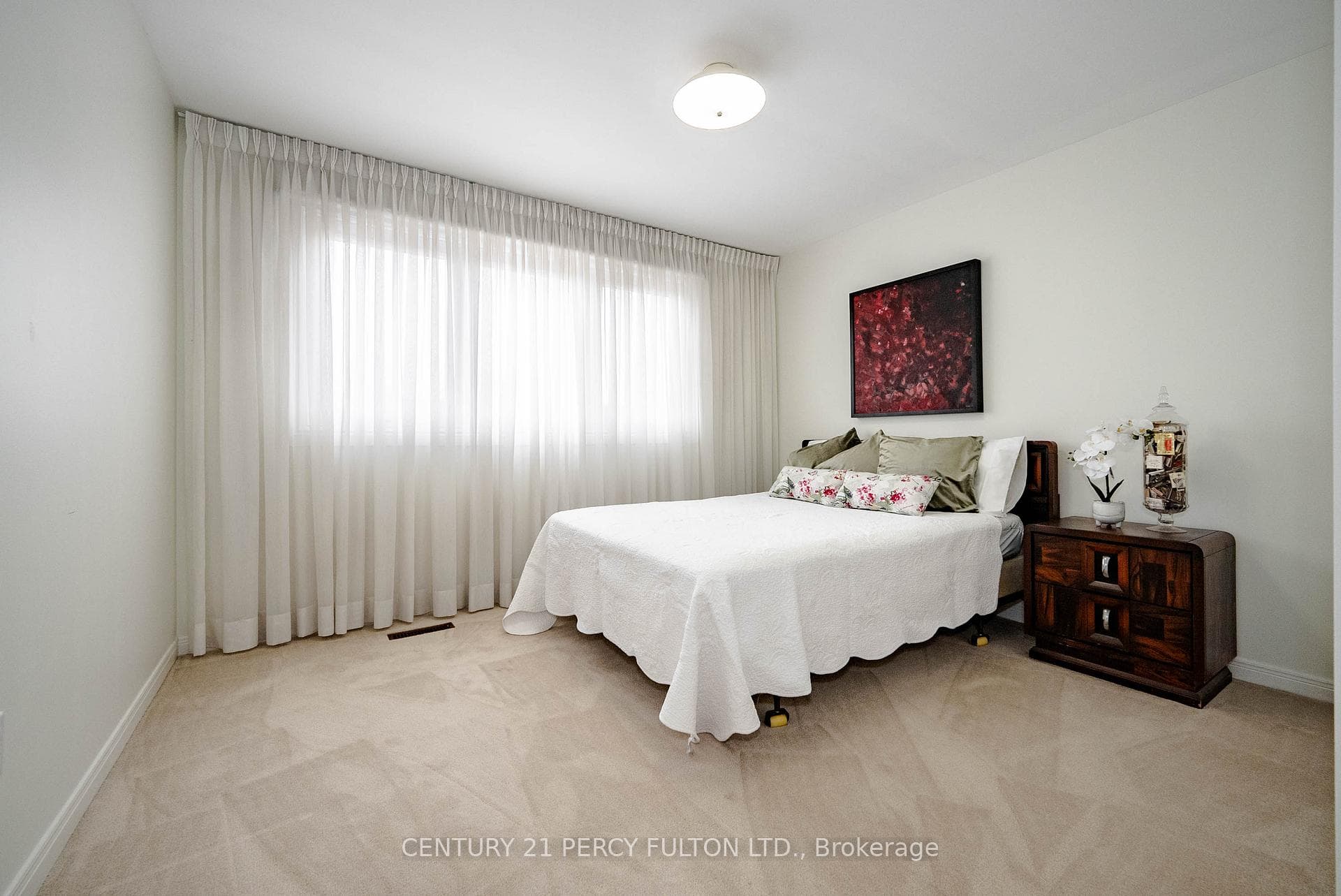 43 Placentia Boulevard photo 26