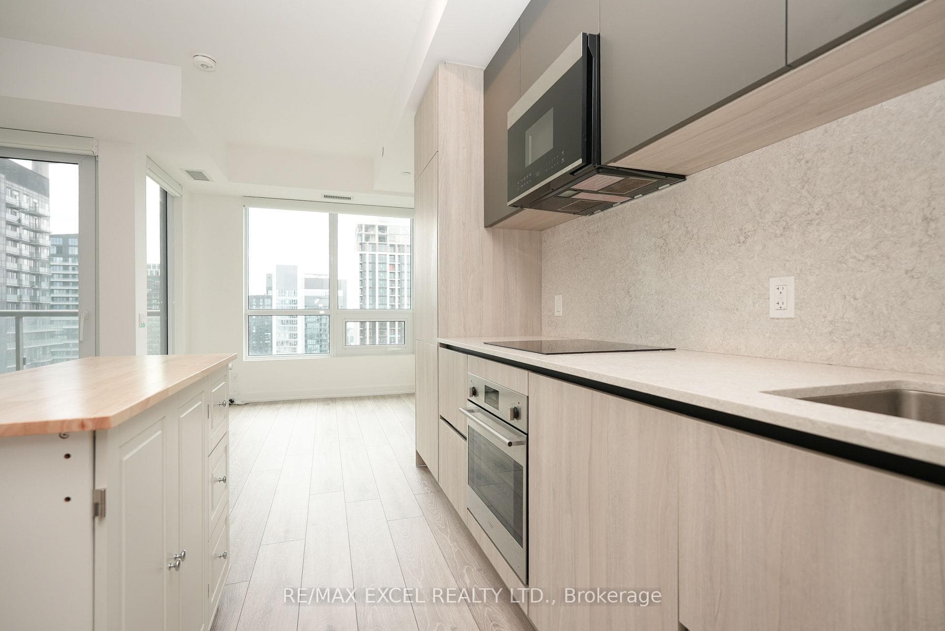 108 Peter Street Unit 4509 photo 14