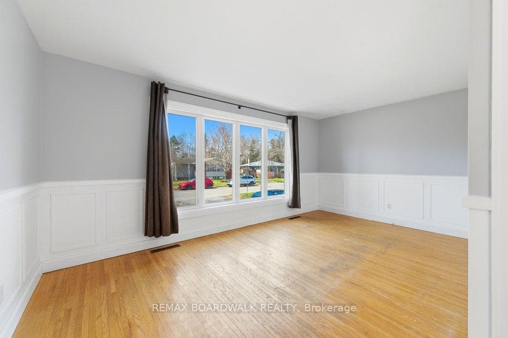 1279 Adirondack Drive photo 7