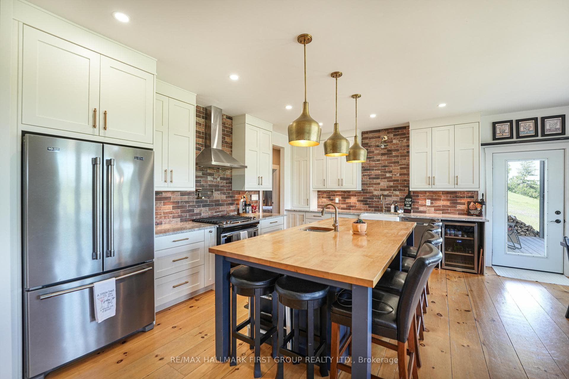 833 Iron Woods Drive photo 10