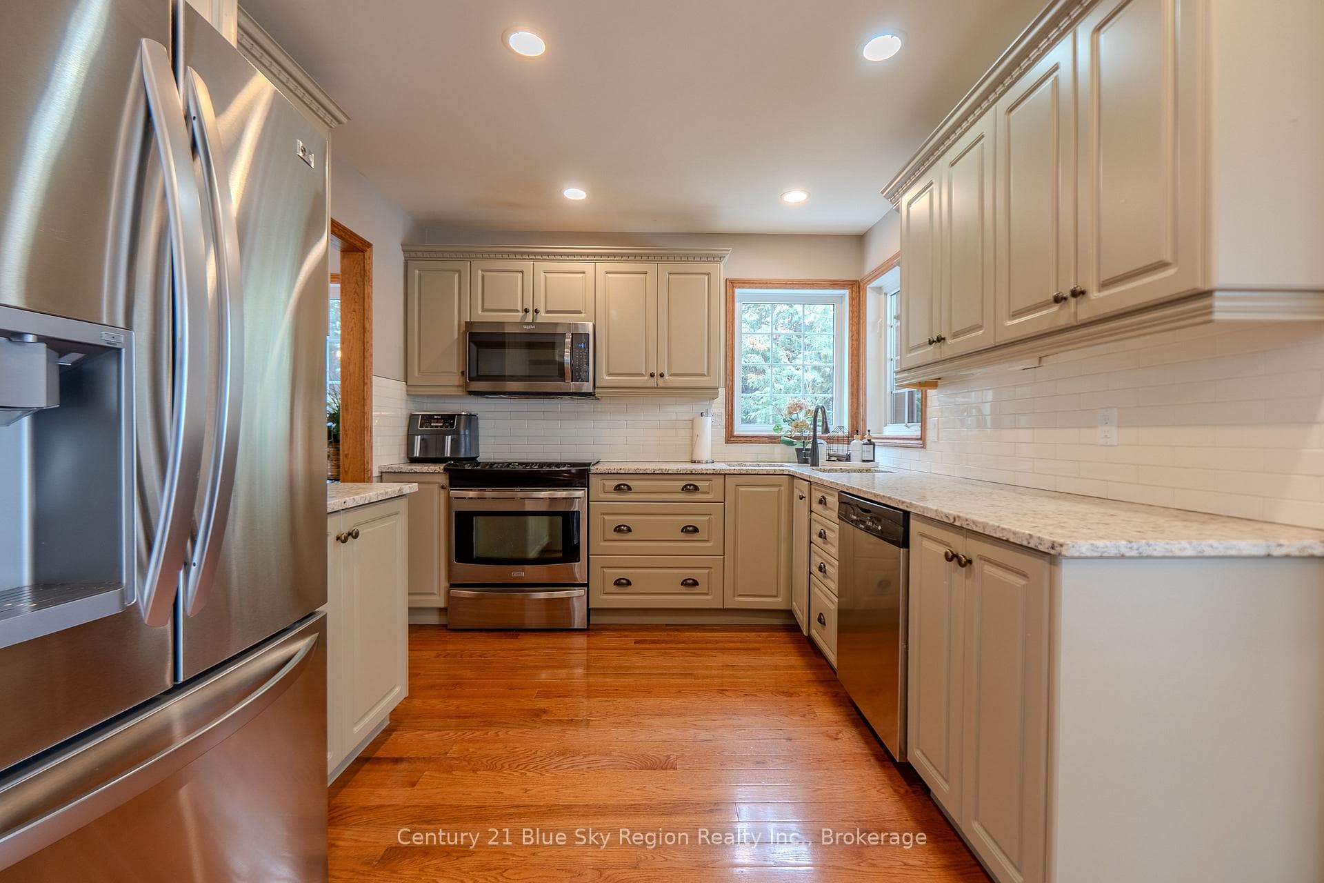 90 Janey Avenue photo 15