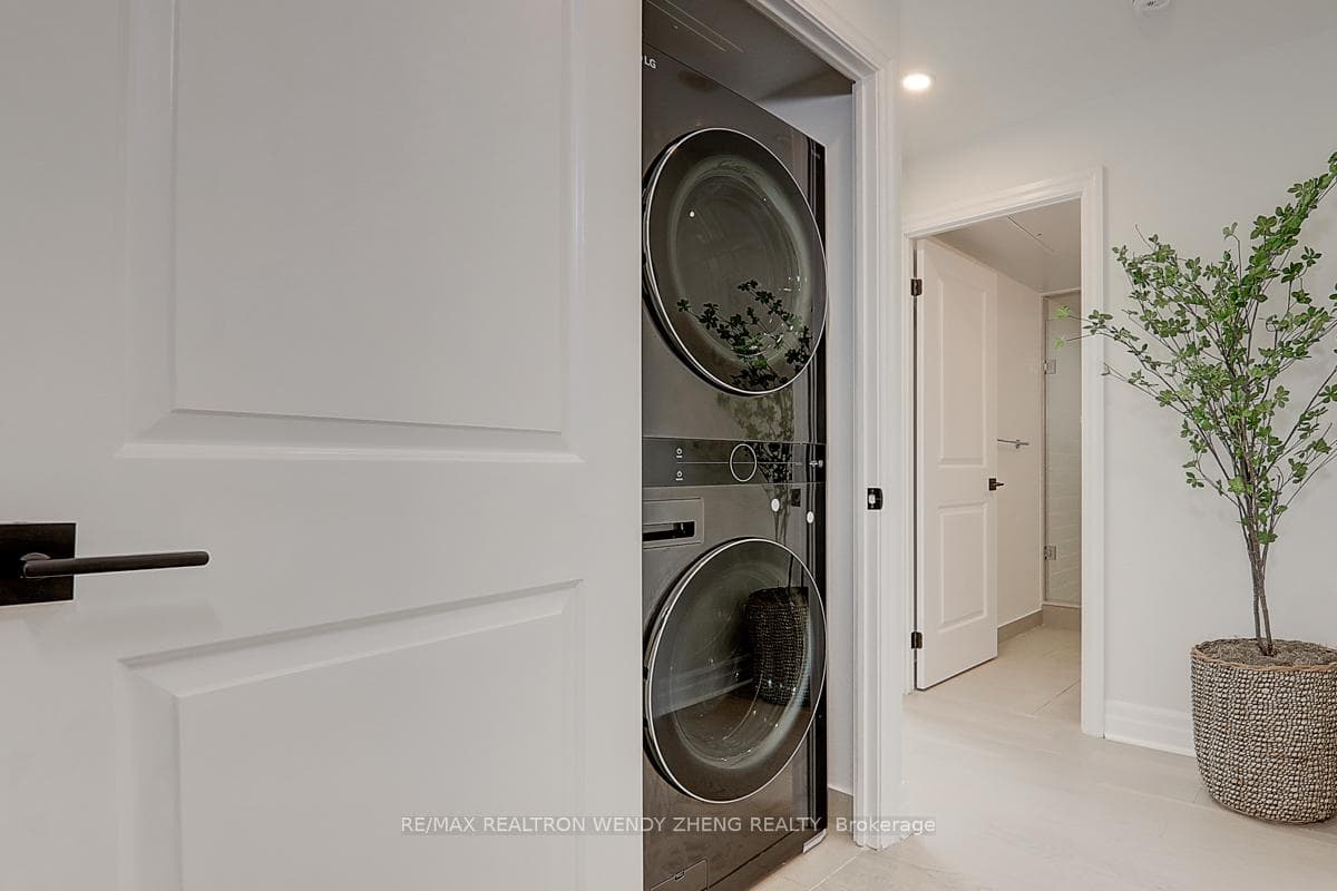 8110 Birchmount Road Unit 905E photo 36