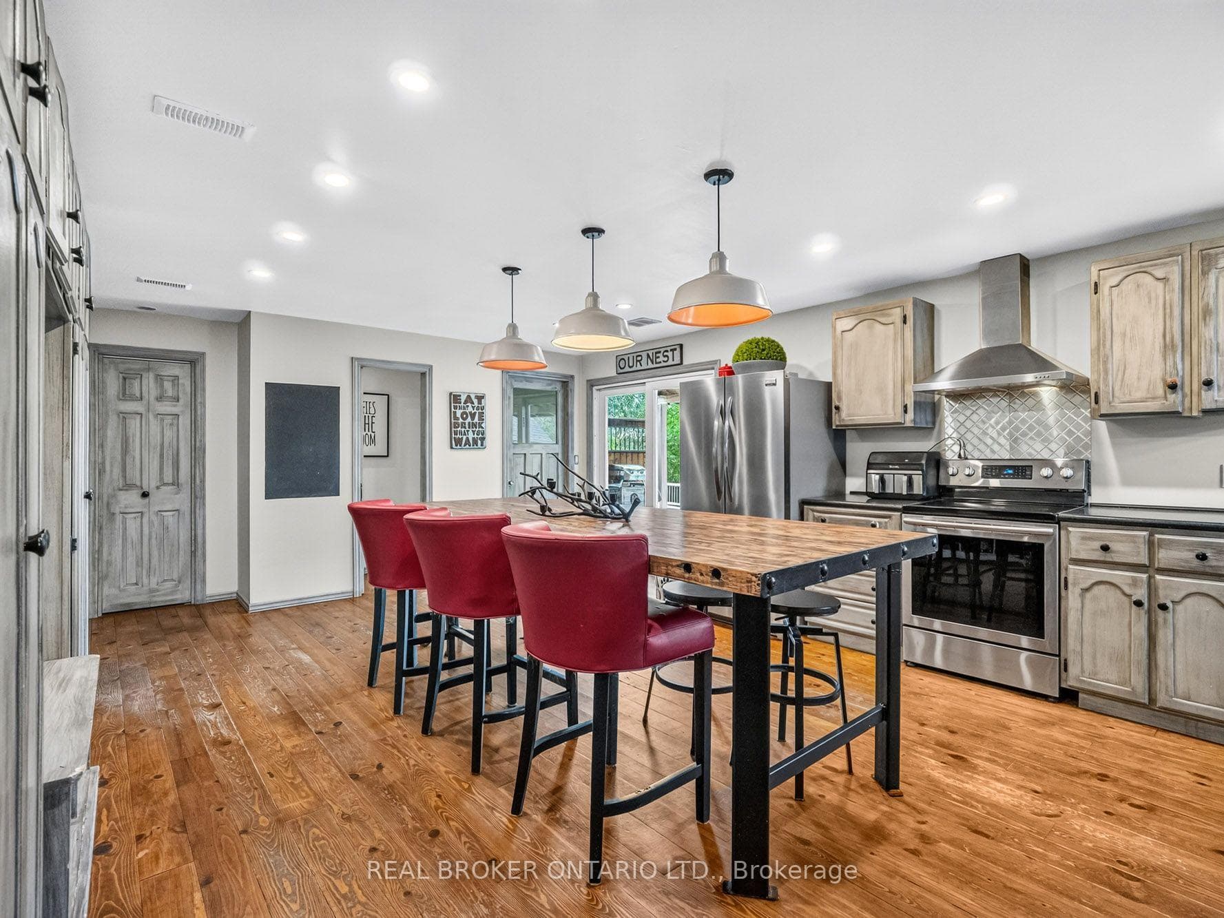 118 River Road photo 10