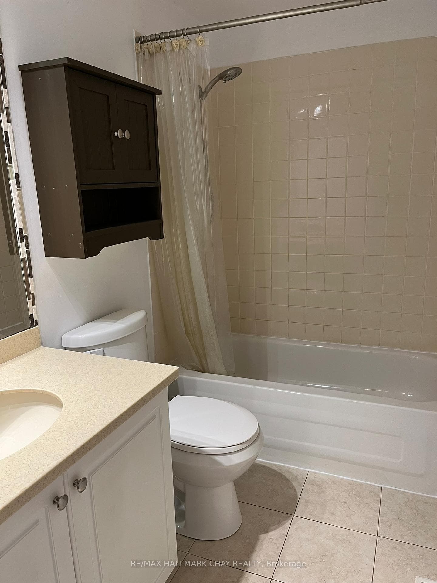 253 Letitia Street photo 12
