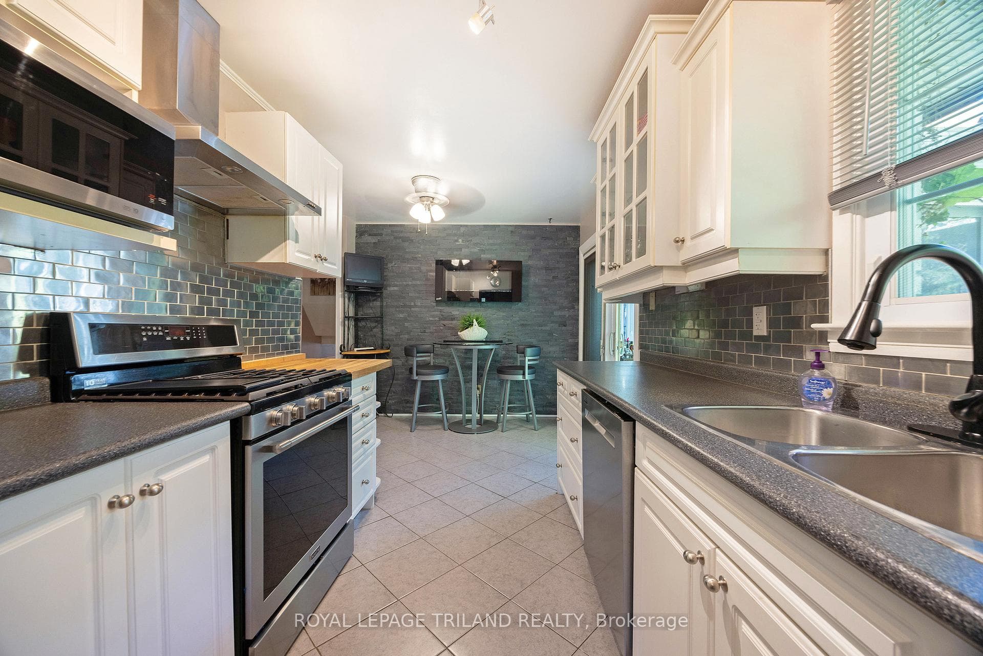 1152 Ivanhill Road photo 11