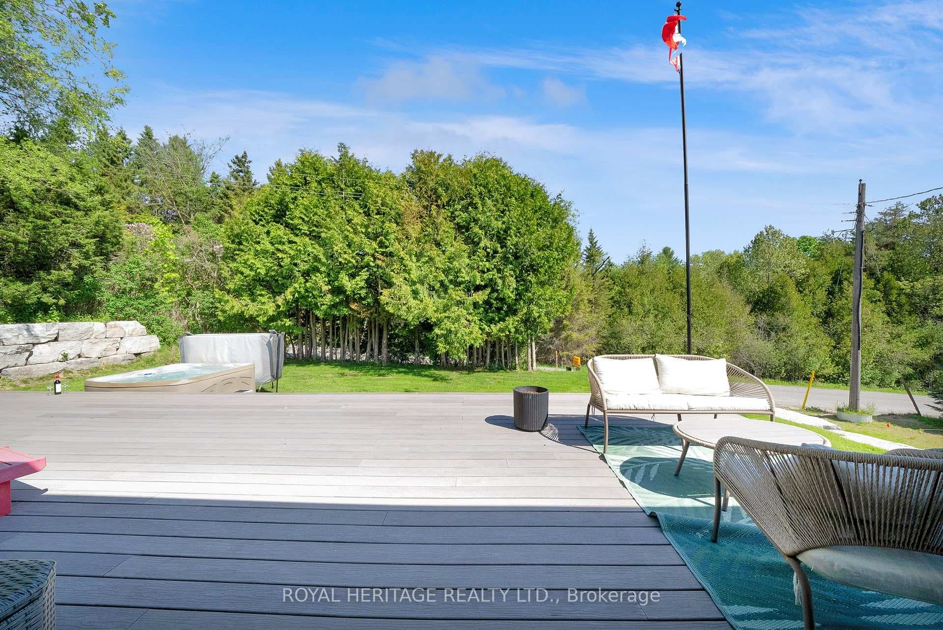 Large Deck