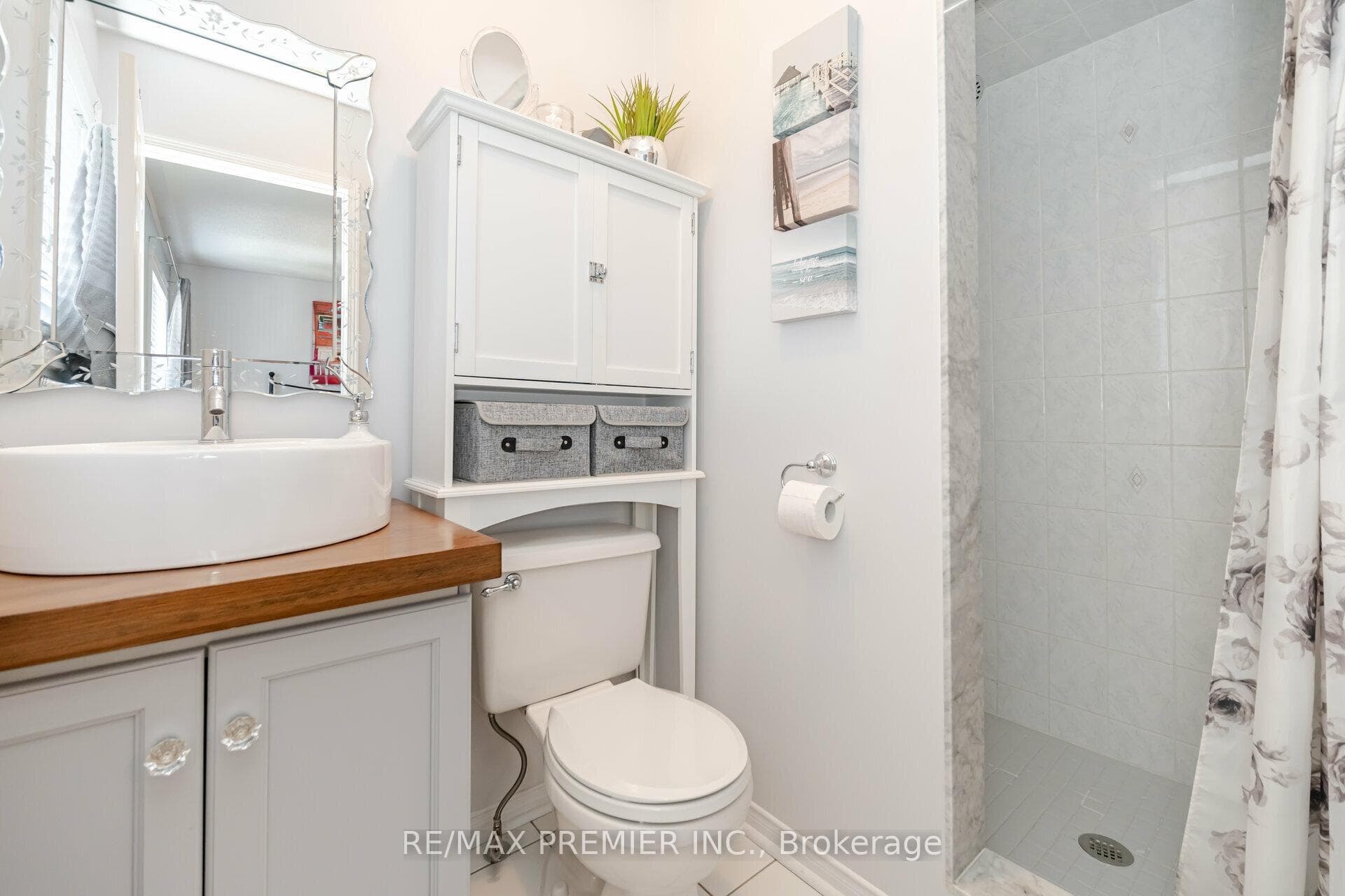 16 Michelle Drive photo 26