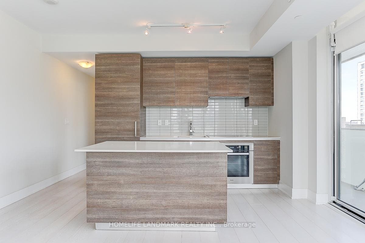 200 Bloor Street Unit 1804 photo 18