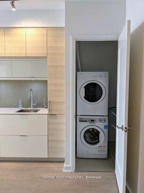 88 Scott Street Unit 2903 photo 6