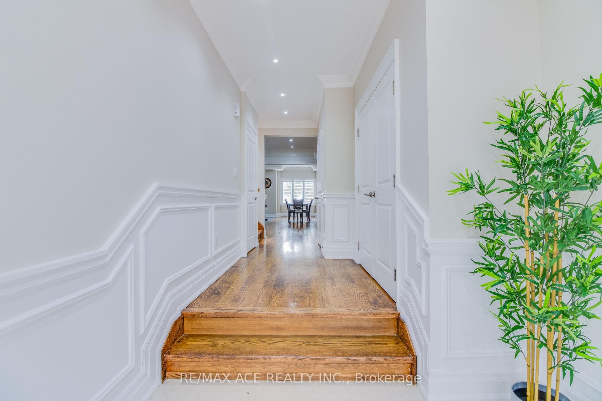 21 Haddon Avenue photo 3
