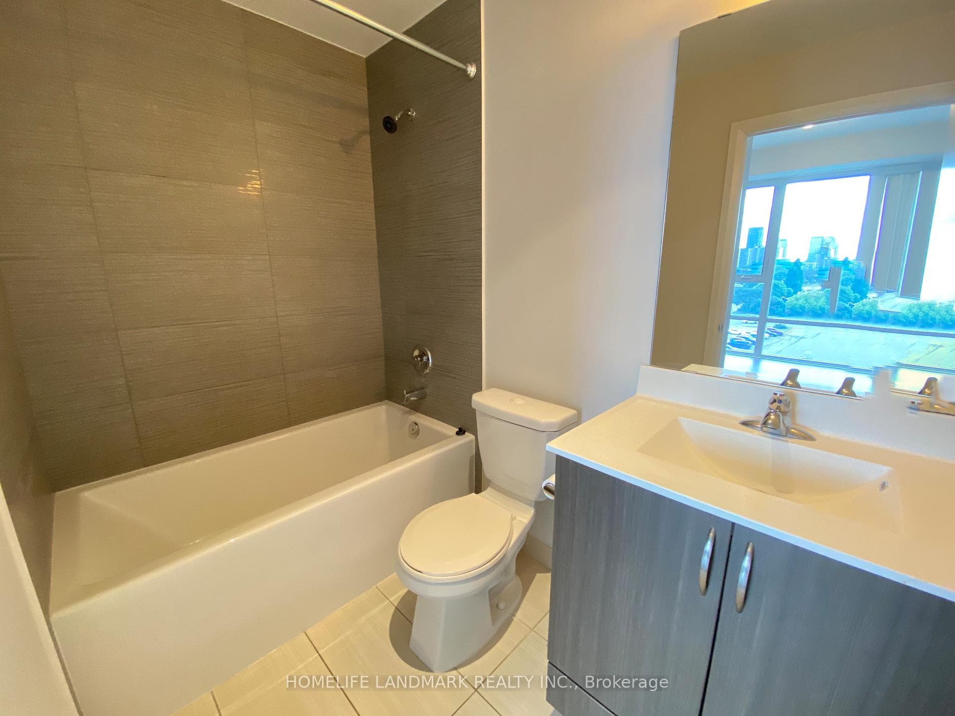 55 Ann O'reilly Road Unit 610 photo 11