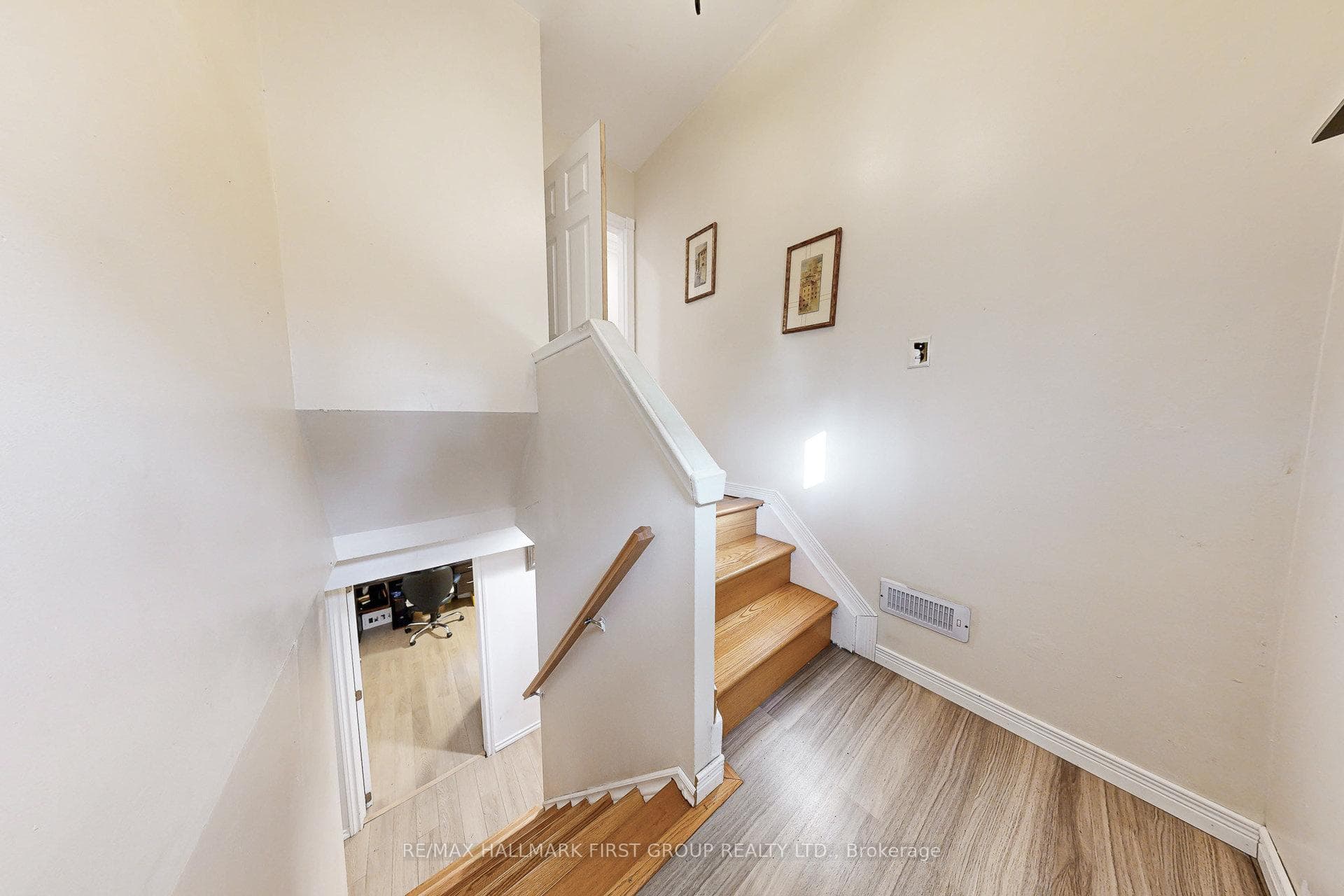 1397 Fordon Avenue photo 25