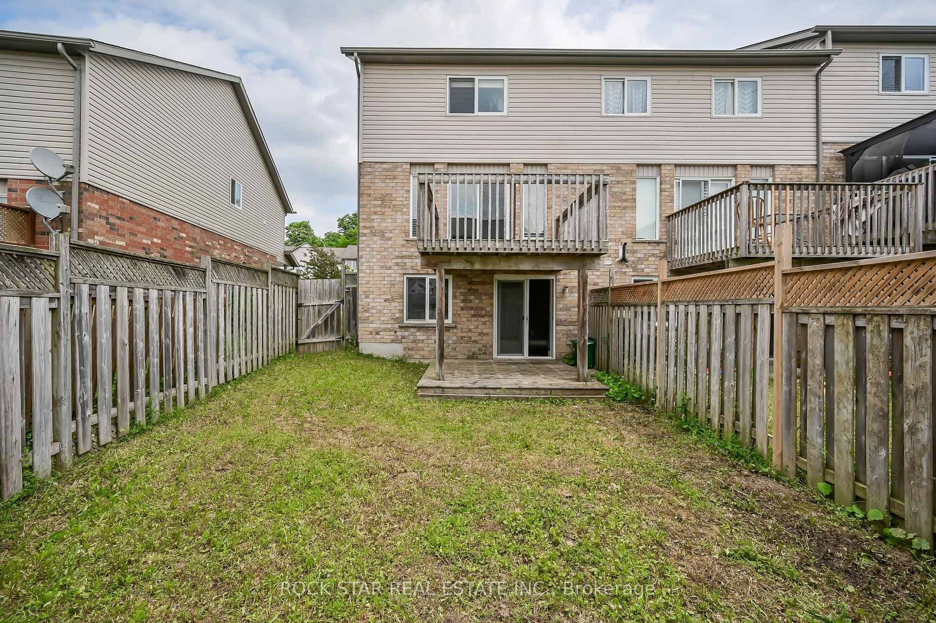 211 Snowdrop Crescent photo 34