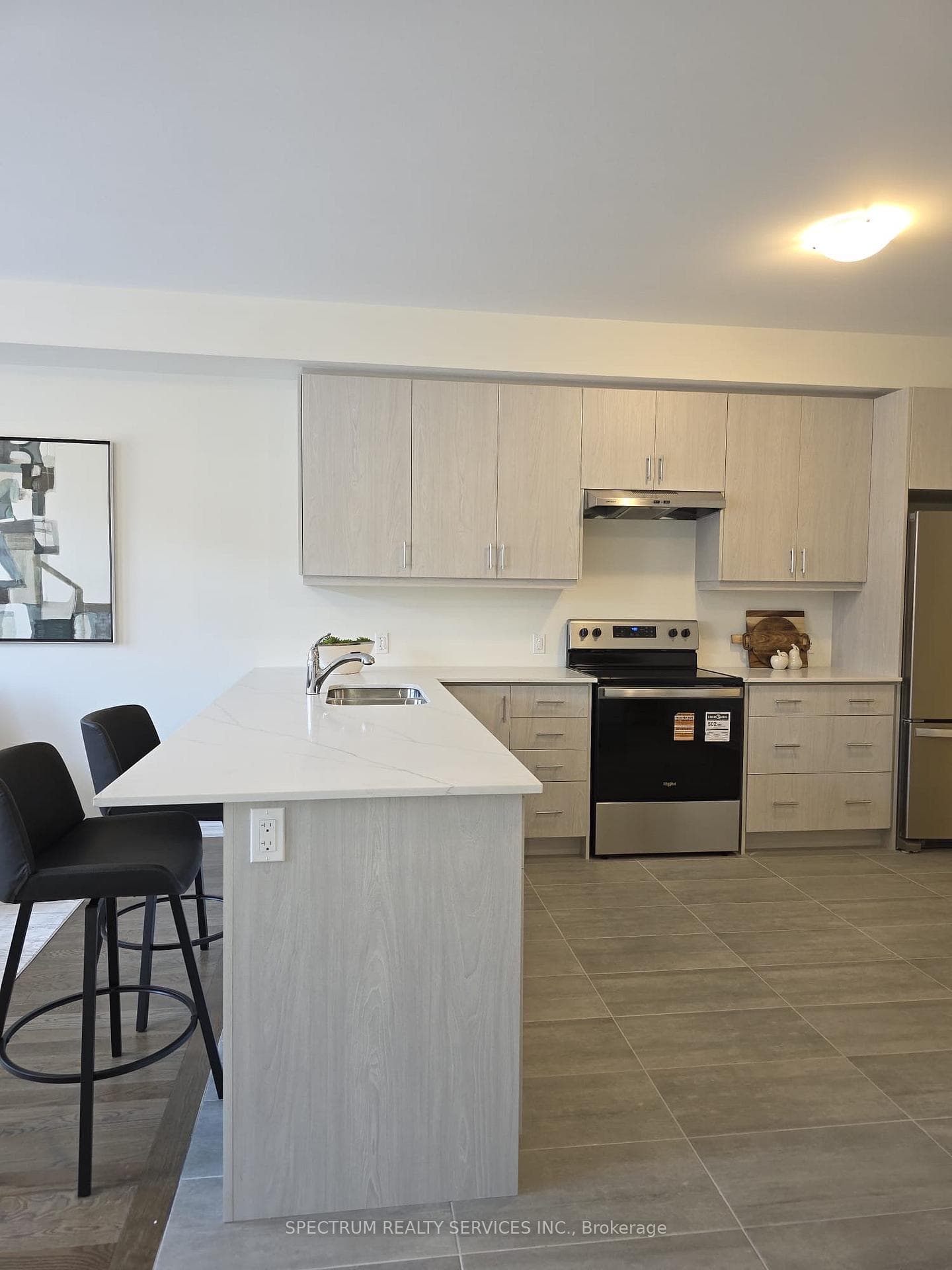 19 Inverness Way photo 7