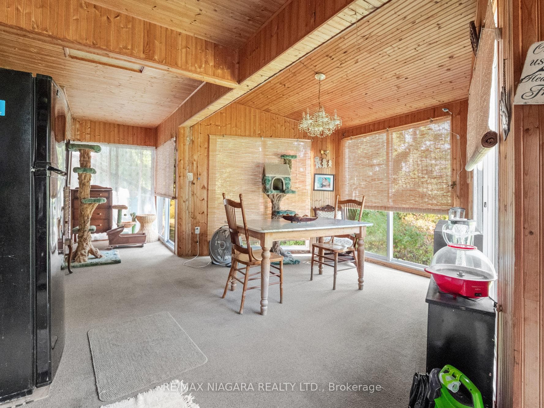 2666 Dominion Road photo 15
