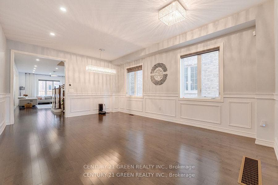 86 Colville Place photo 5