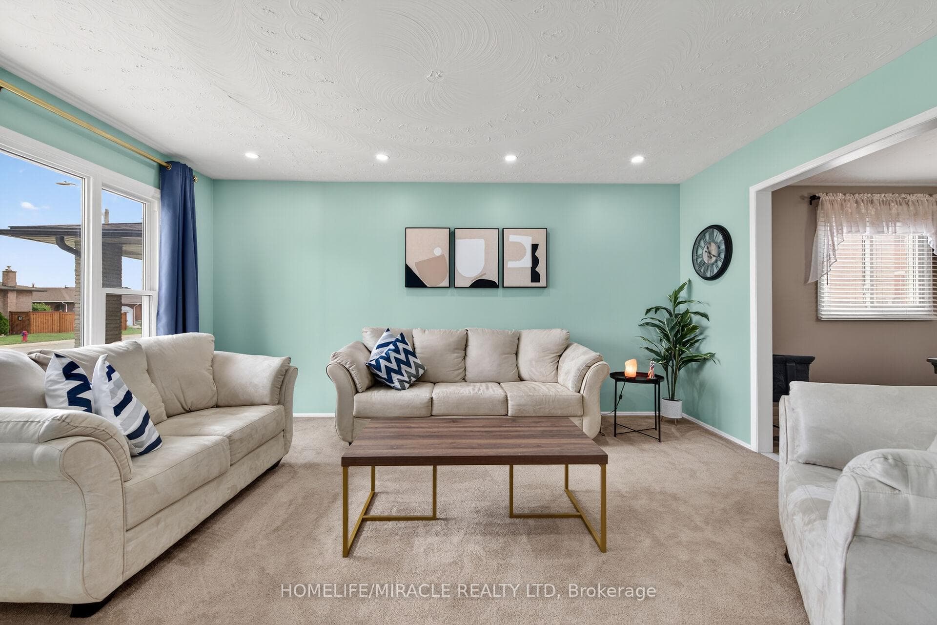 34 Capri Crescent photo 16