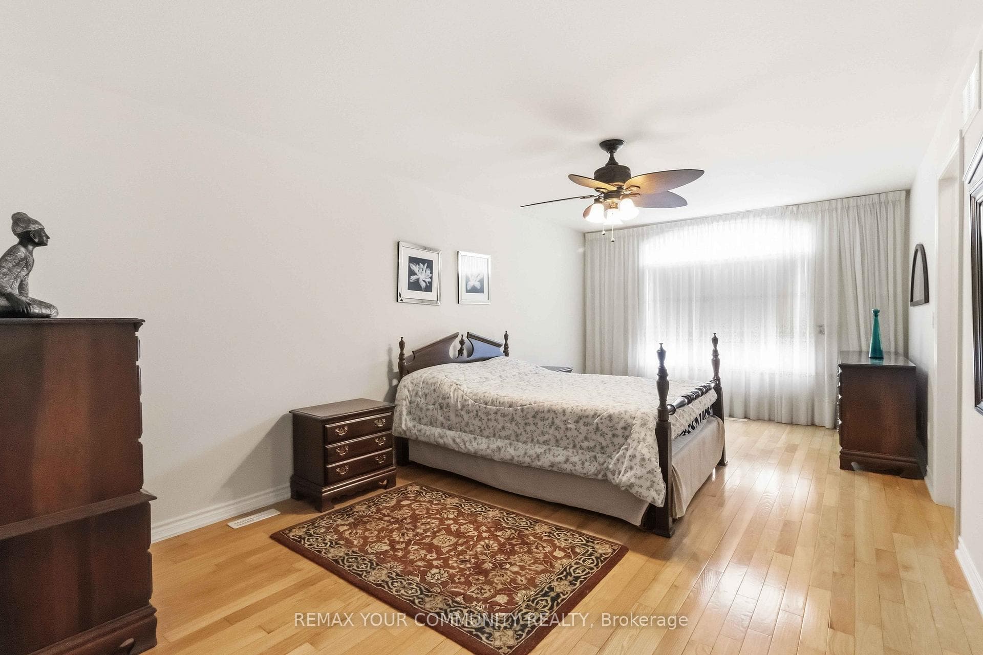 40 Hunterwood Chase photo 22