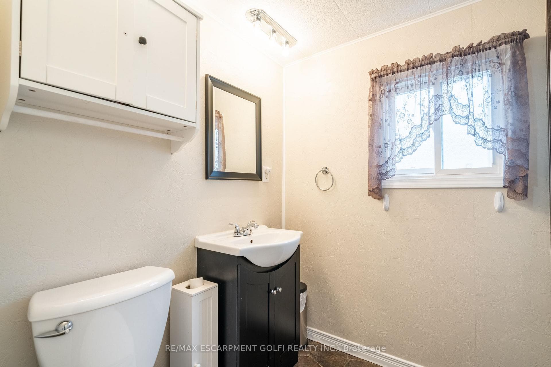 4588 Martha Lane photo 16