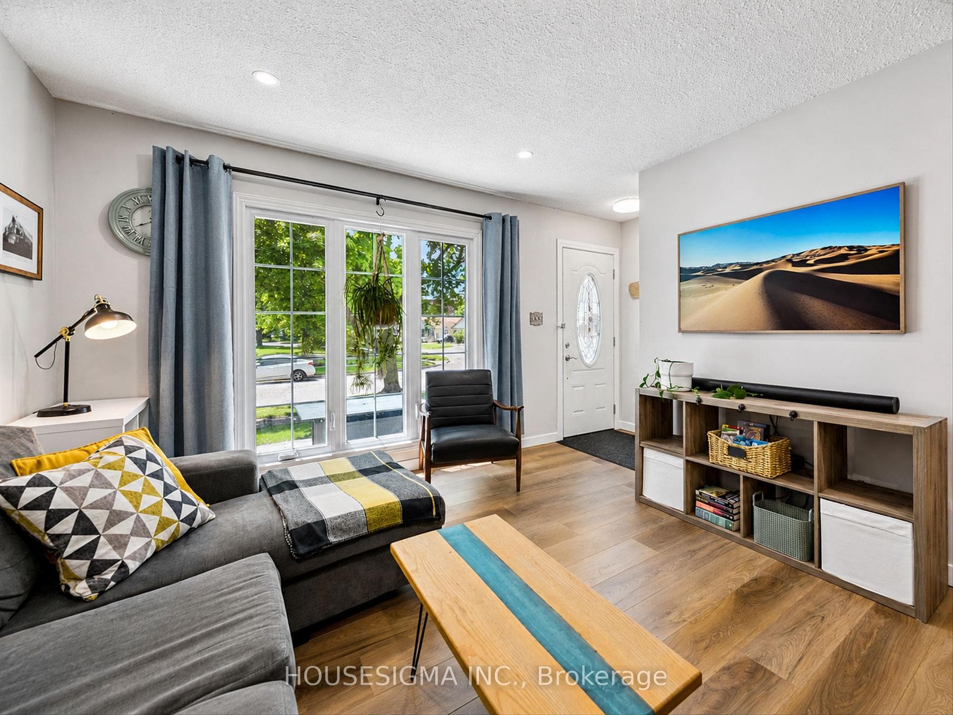 2 Keewatin Avenue photo 8