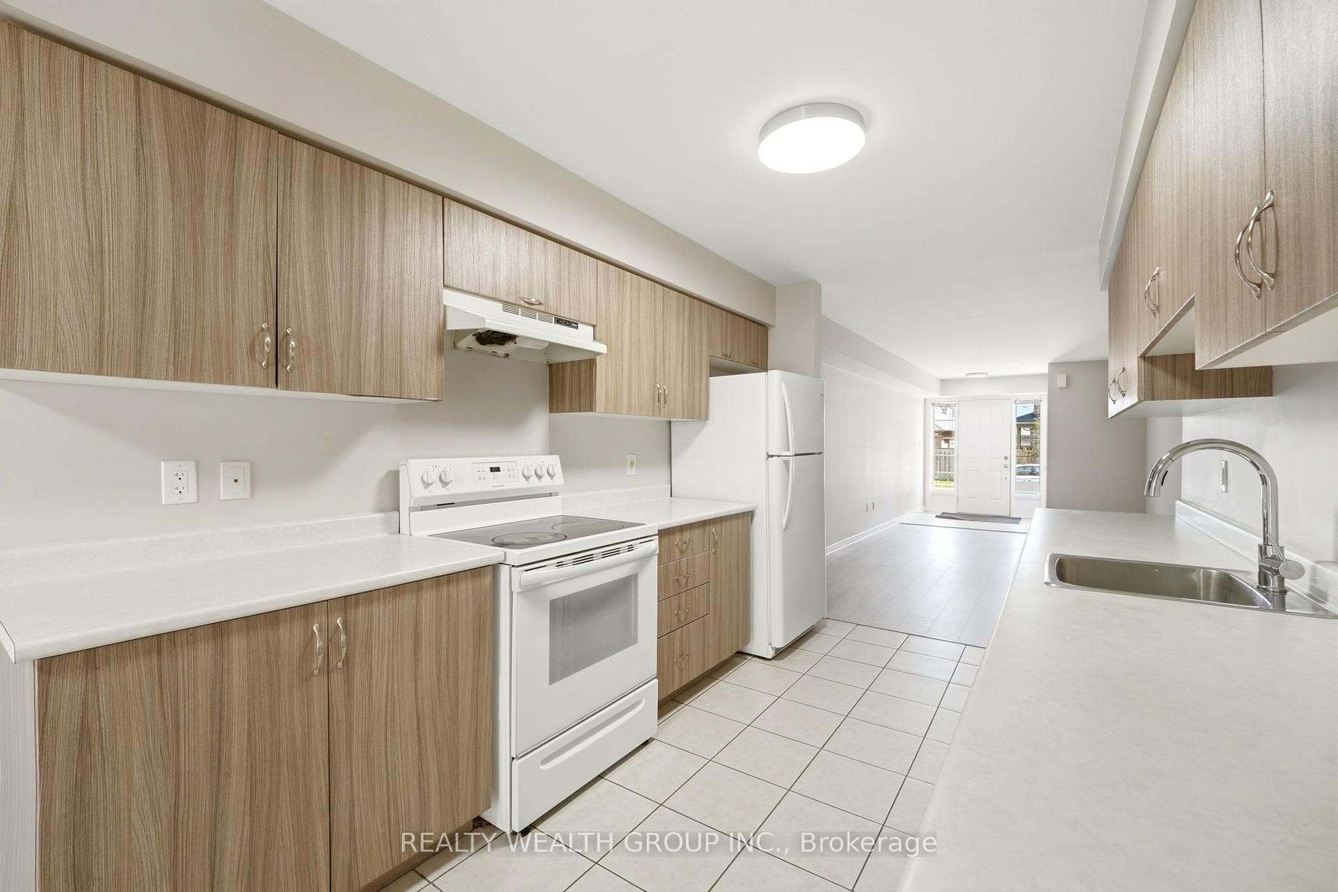 60 Parrotta Drive Unit 253 photo 3