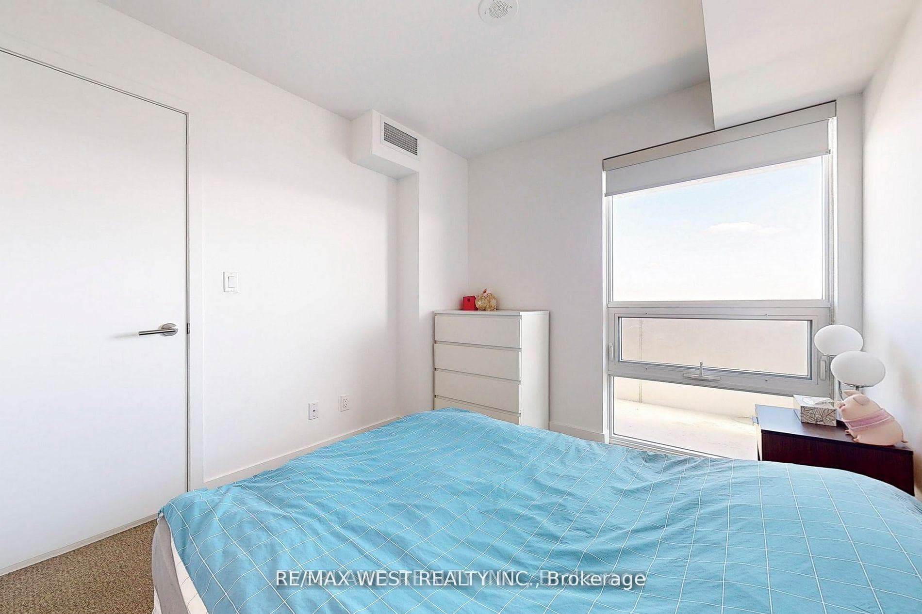 120 Varna Drive Unit 1312 photo 10