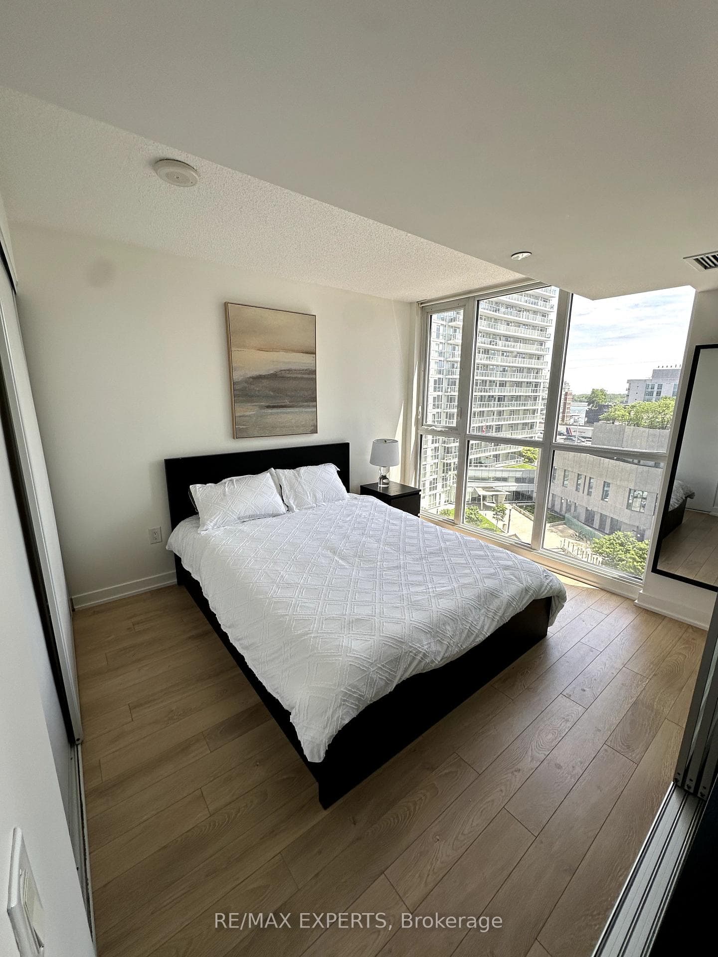 85 Queens Wharf Road Unit 805 photo 9