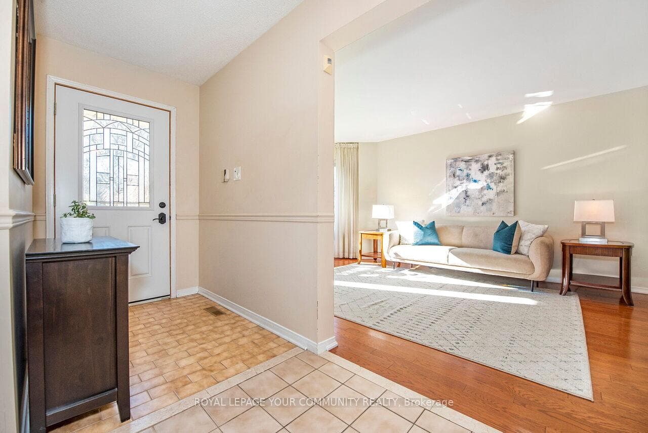 22 Milldock Drive photo 3
