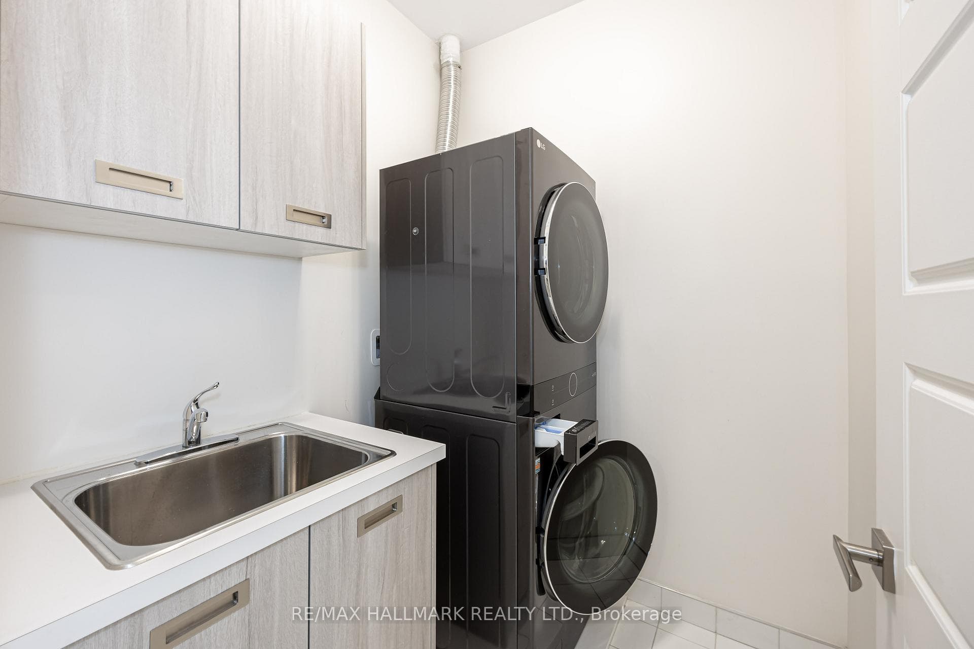 3666 Ferretti Court photo 35