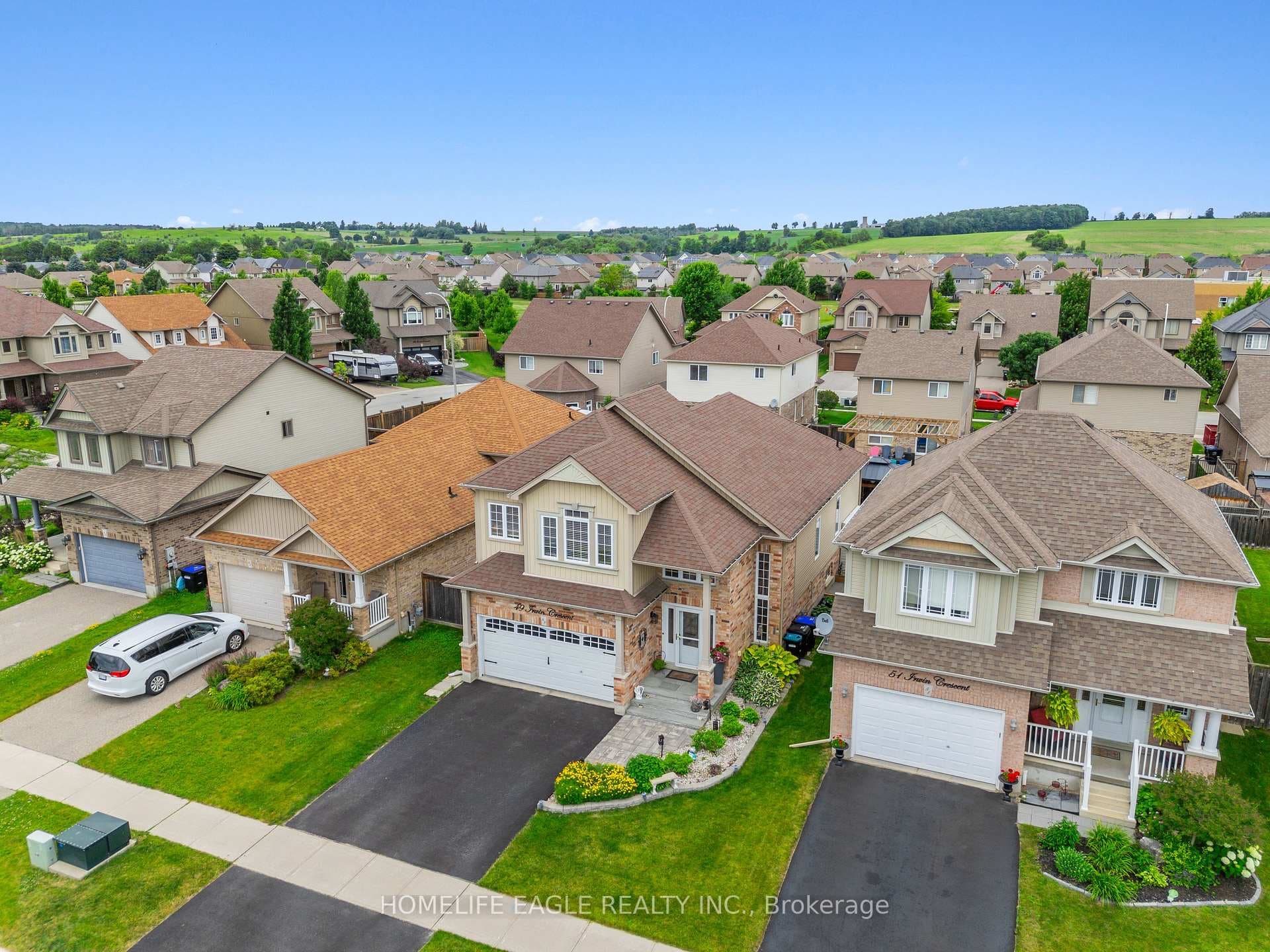 49 Irwin Crescent photo 16