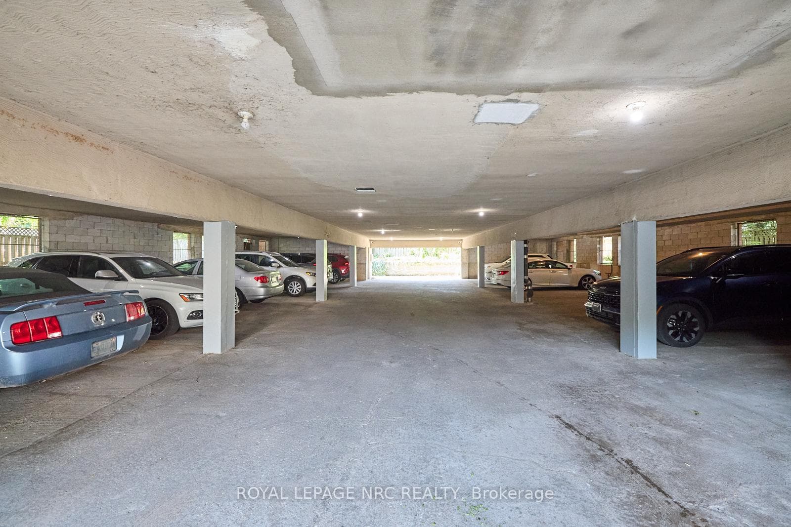 5 NIAGARA Street Unit 201 photo 19