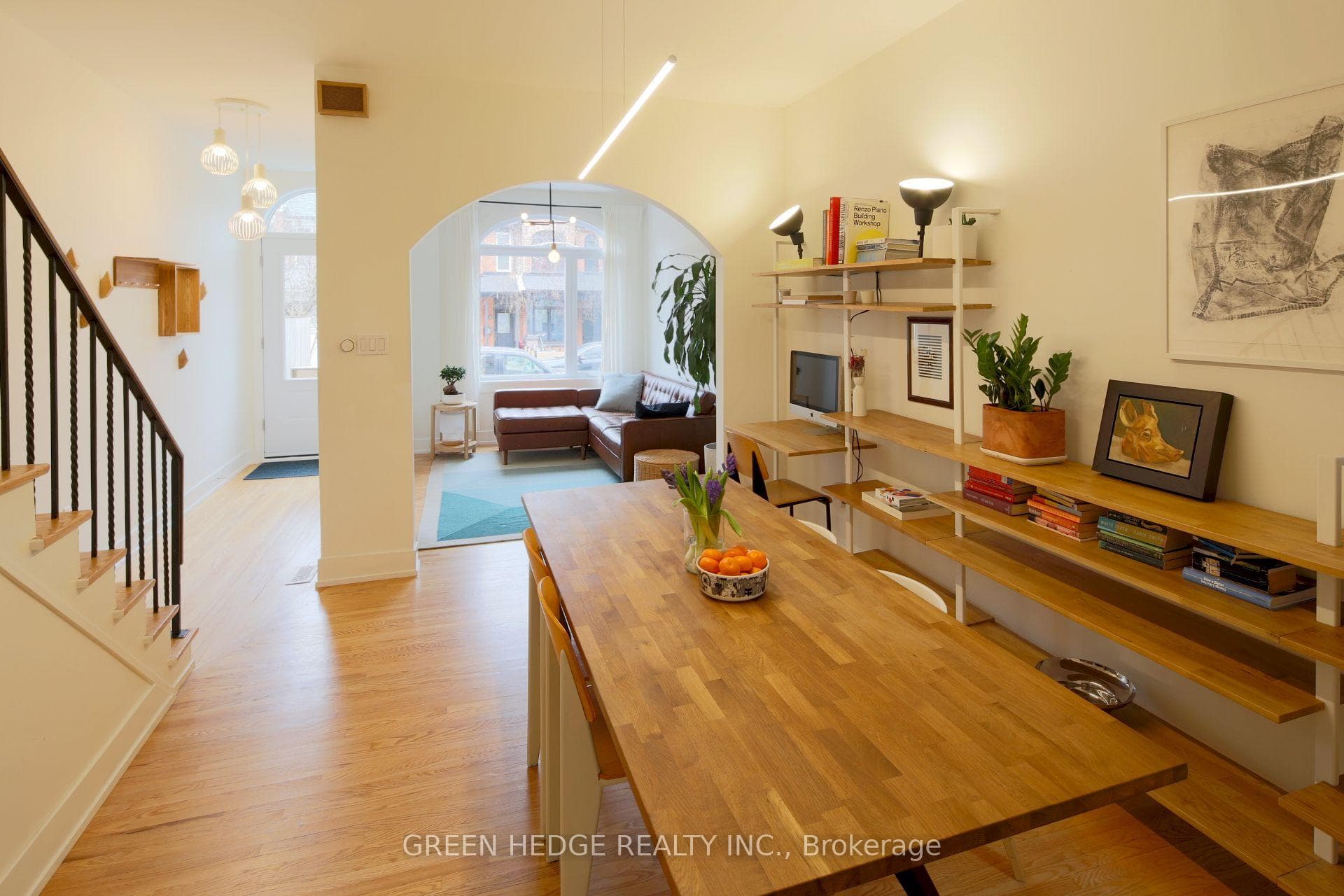 18 Afton Avenue photo 1