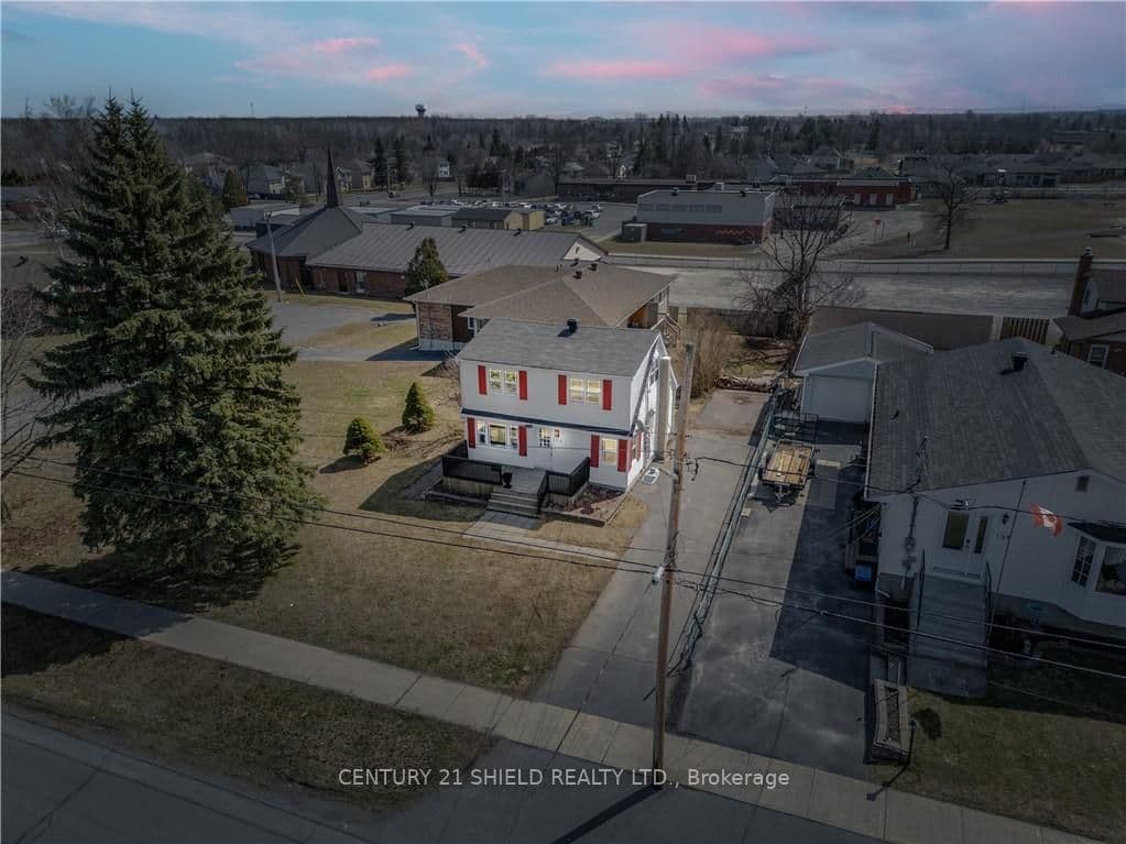 104 MERCIER Avenue photo 2