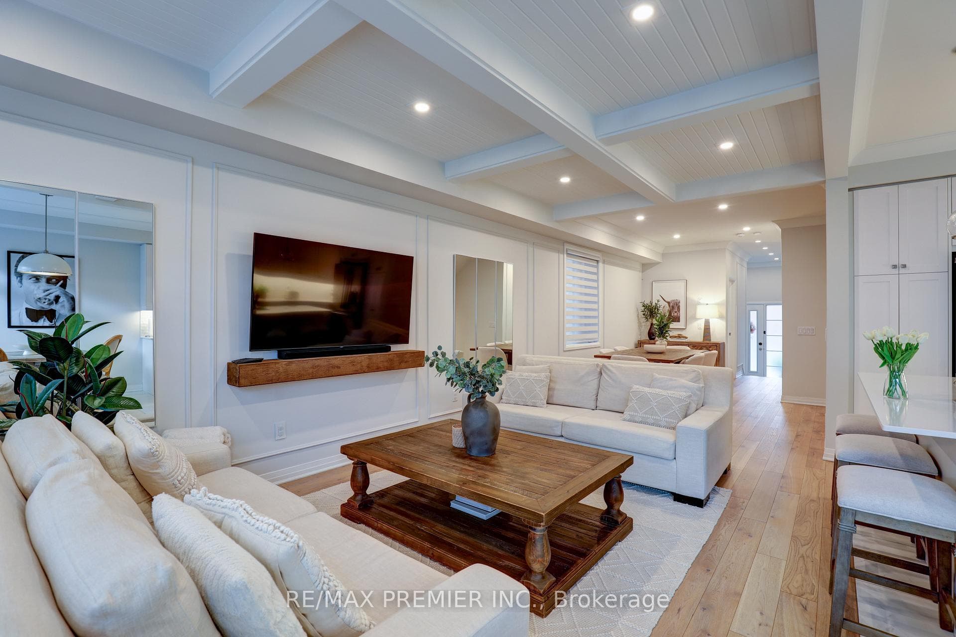 75 Landolfi Way photo 8