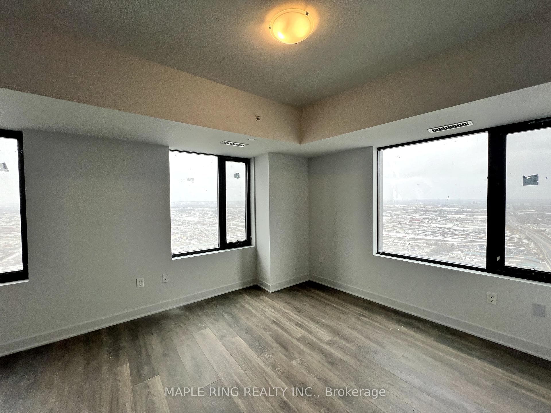2920 Highway 7 Road Unit 5107 photo 5