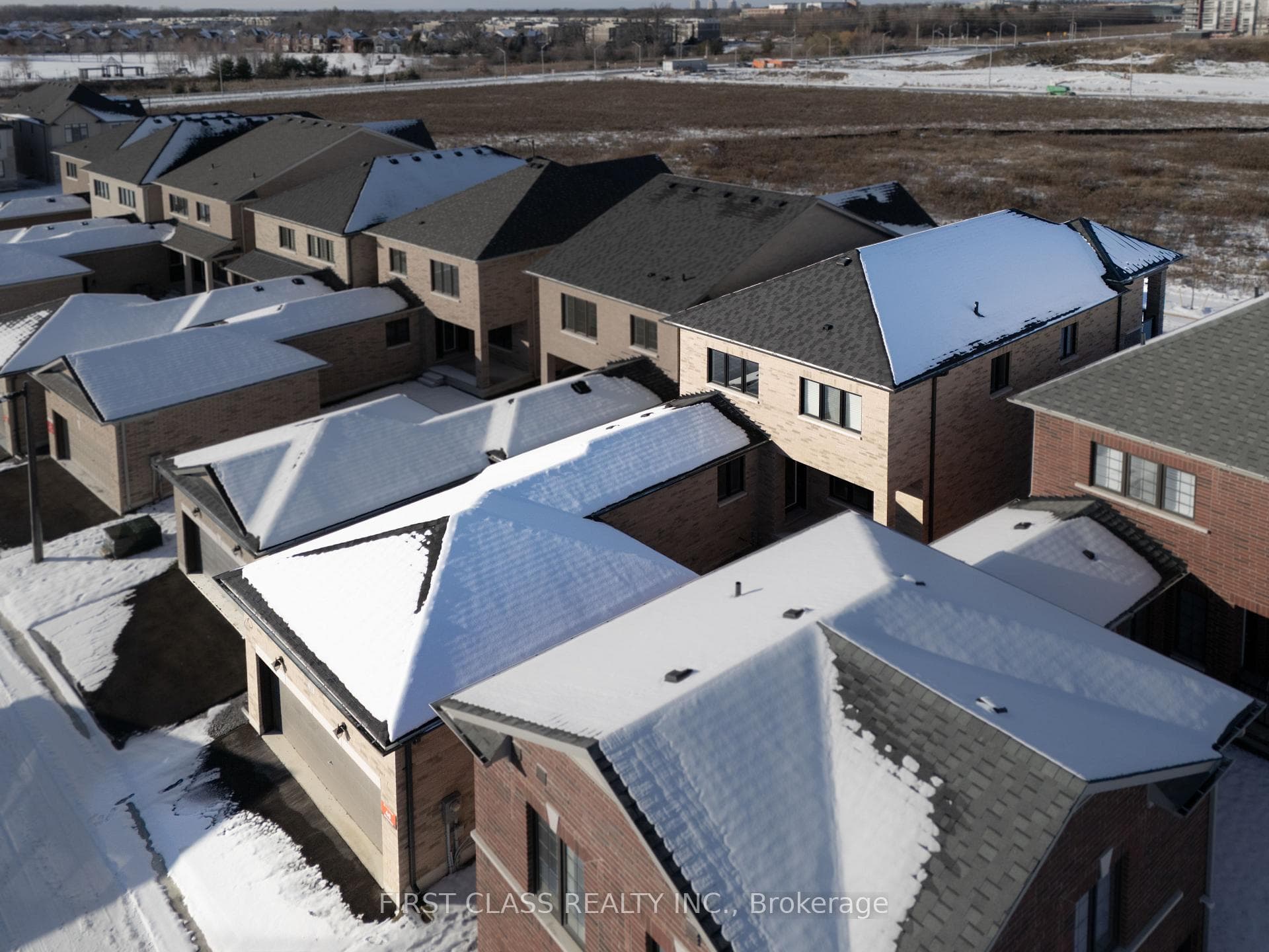 21 Albert Newell Drive photo 35