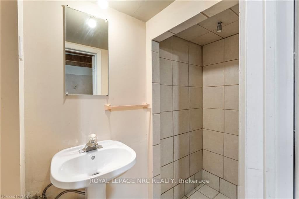 29 MARGERY Avenue photo 24