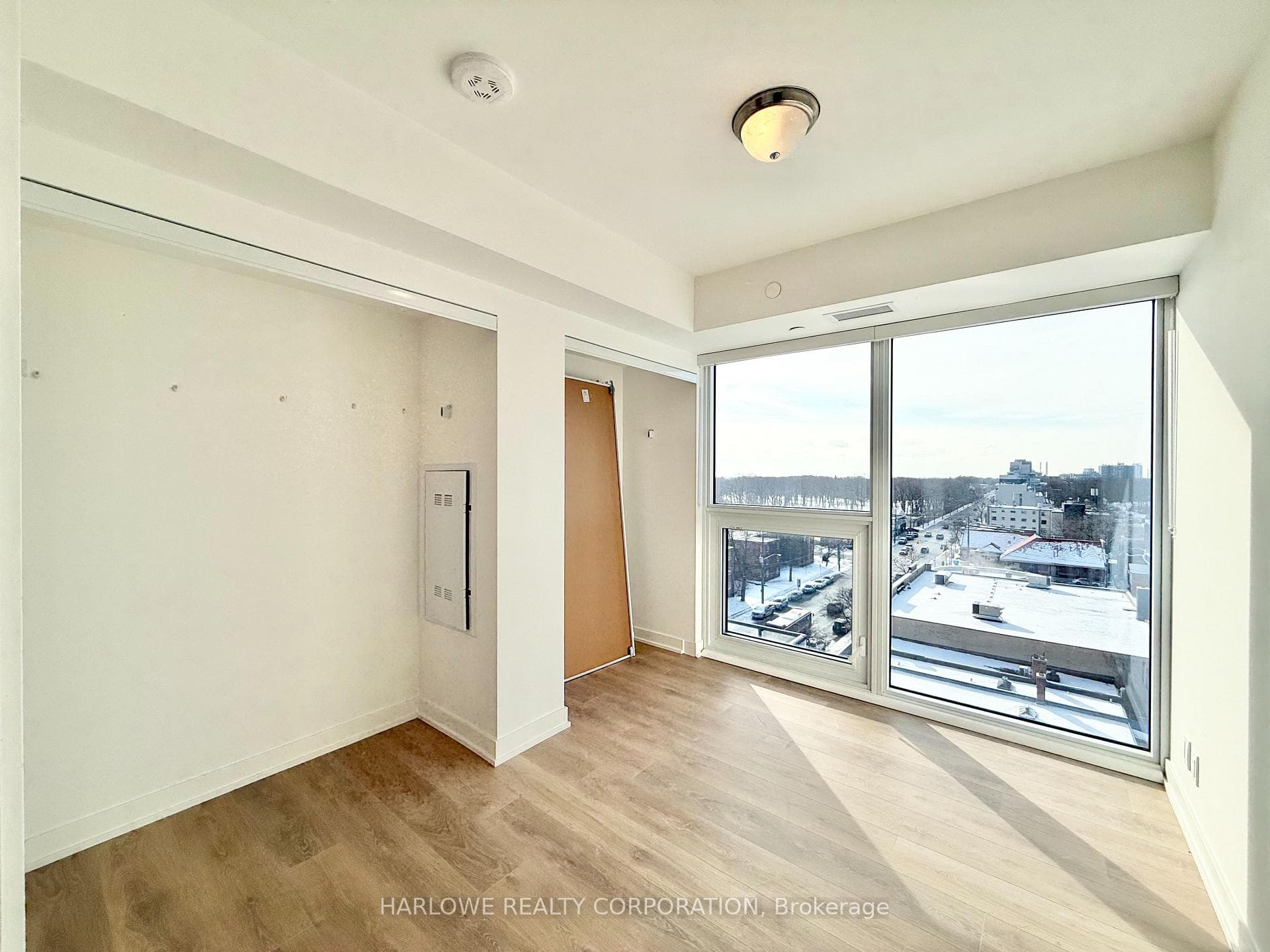 2 Manderley Drive Unit 916 photo 6