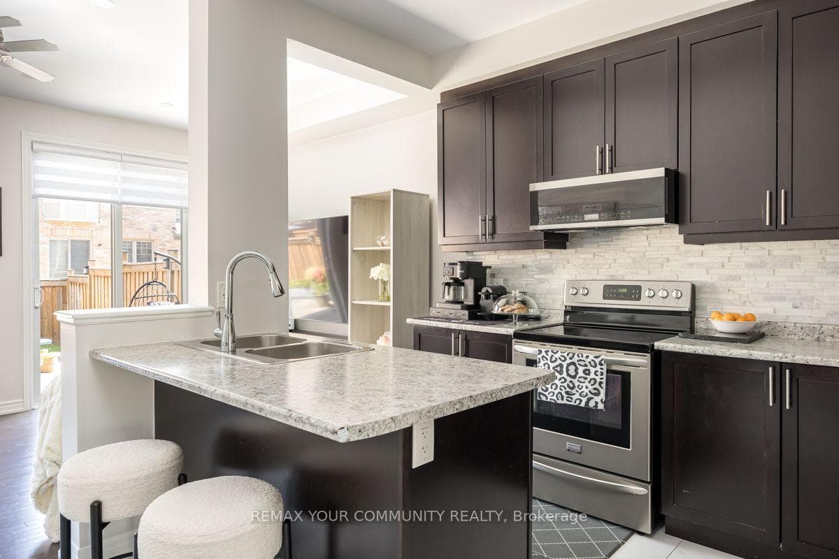 57 Davenfield Circle photo 8