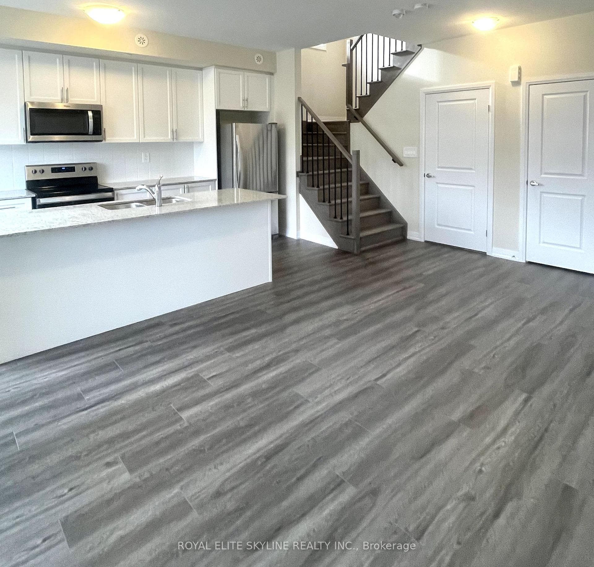 1593 Rose Way Unit 116 photo 2