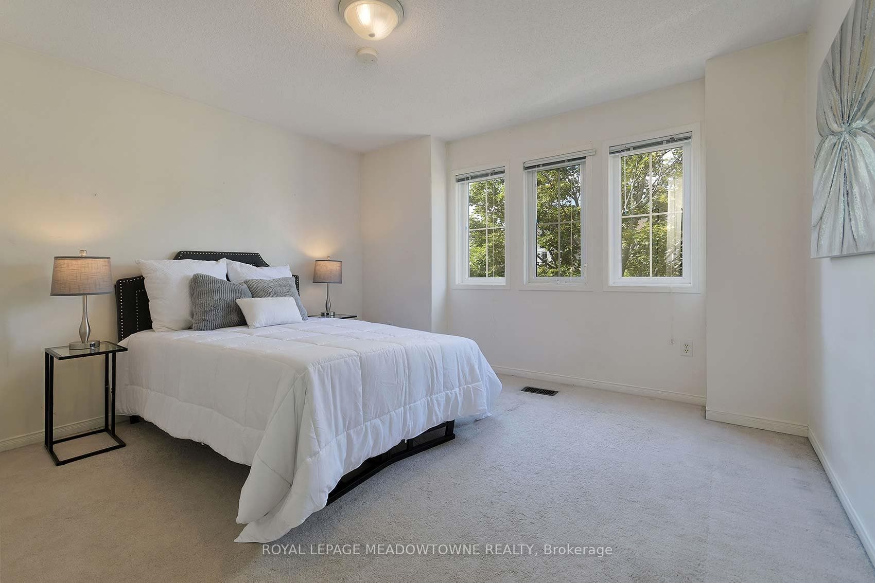 28 Norland Circle photo 29