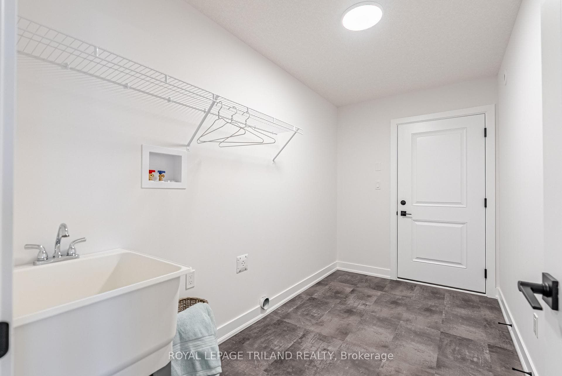 134 Styles Drive photo 34