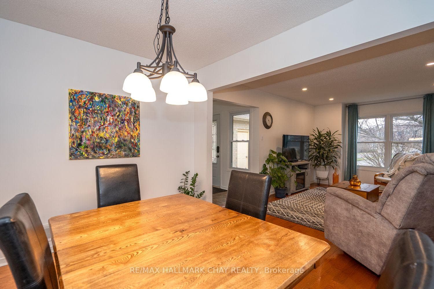 106 Hutchinson Drive photo 13