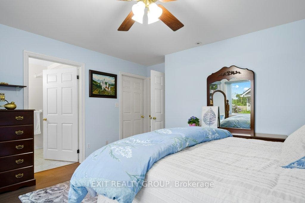 53 Applewood Drive photo 25
