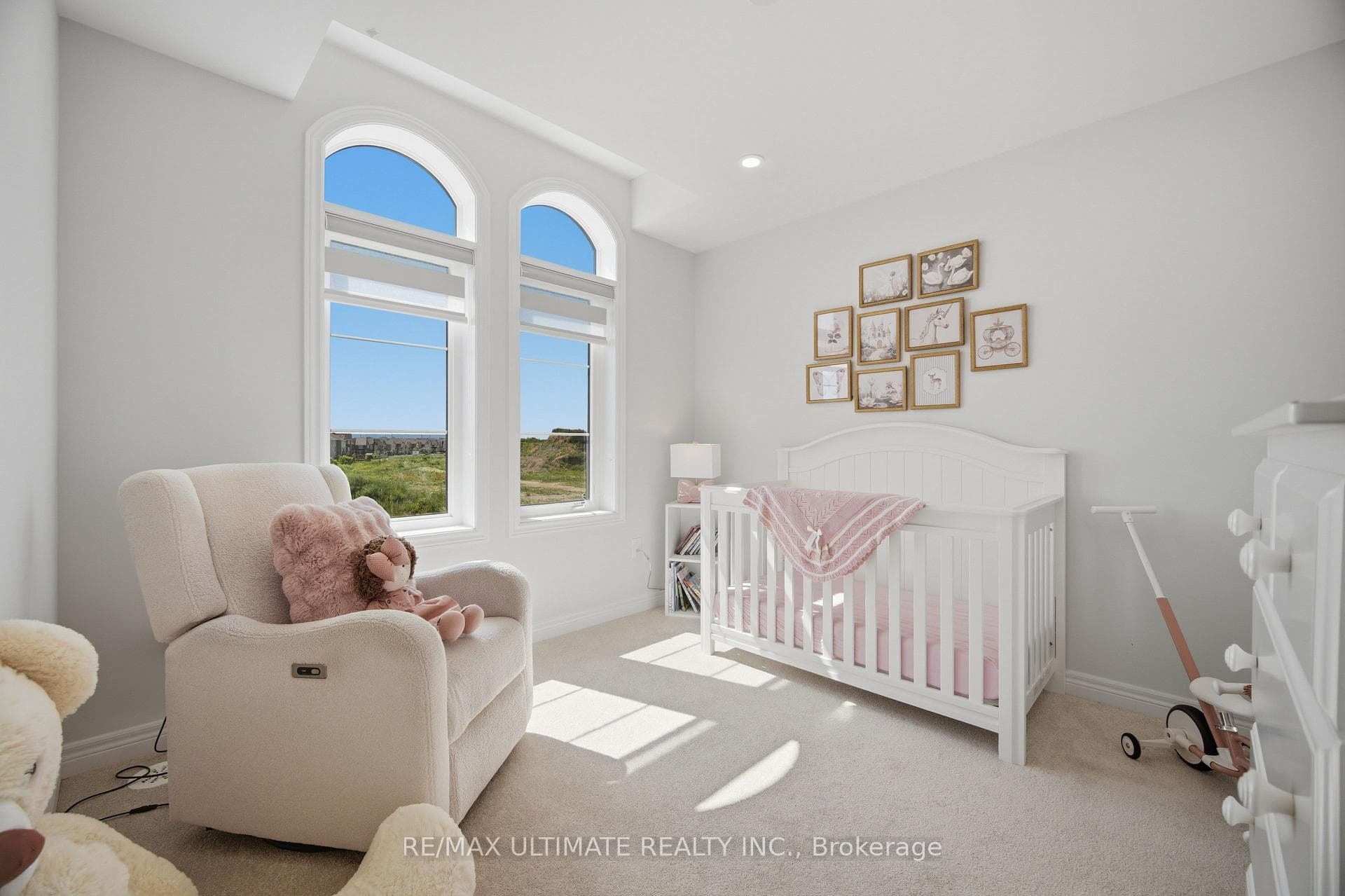 299 Inspire Boulevard photo 15