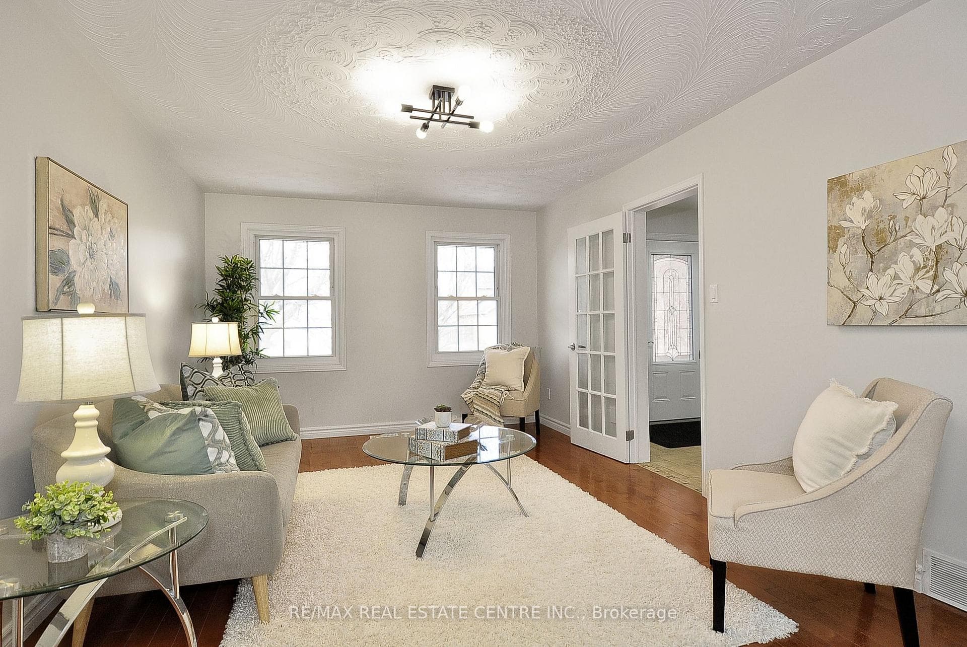 67 Bayne Crescent photo 7