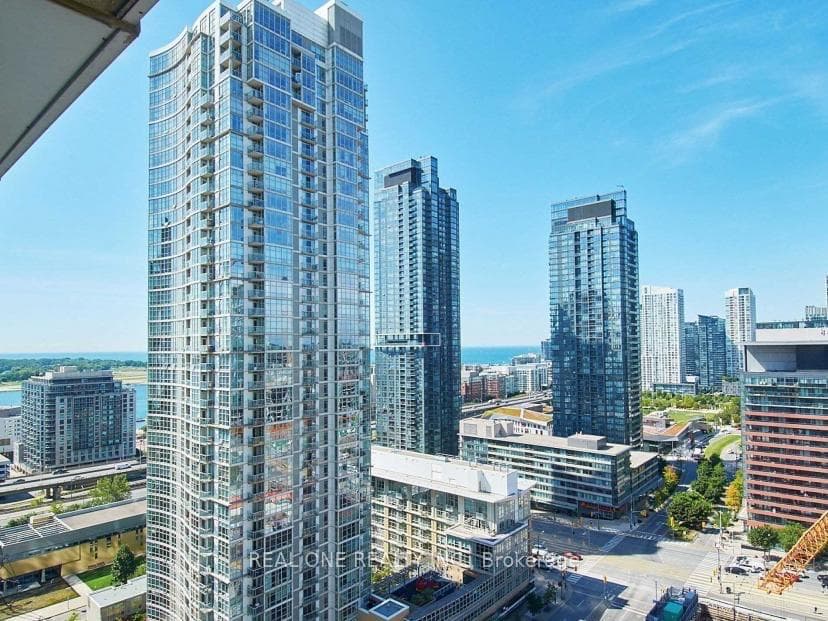 81 Navy Wharf Court Unit 2607 photo 14