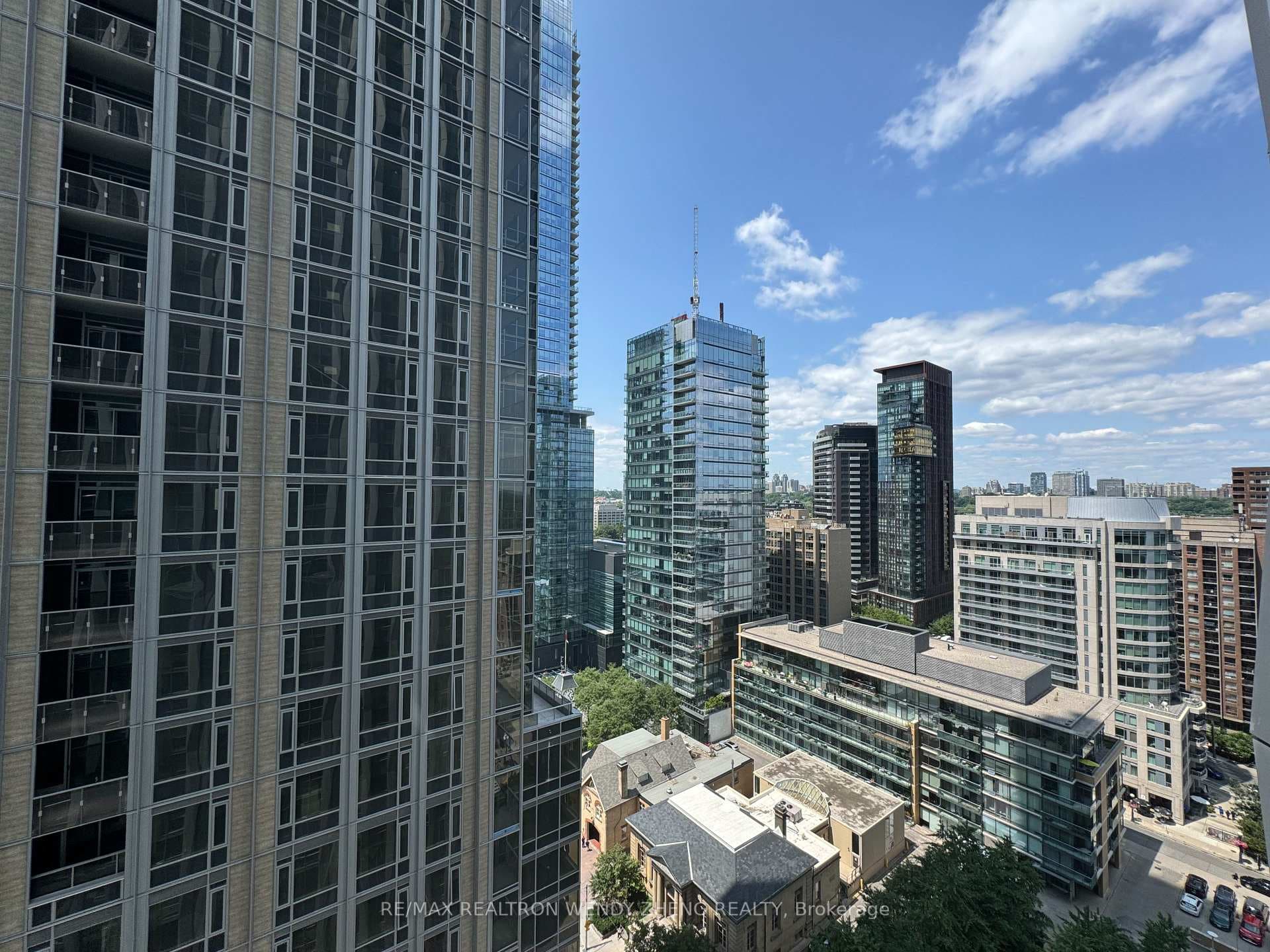 1 Yorkville Avenue Unit 1604 photo 13