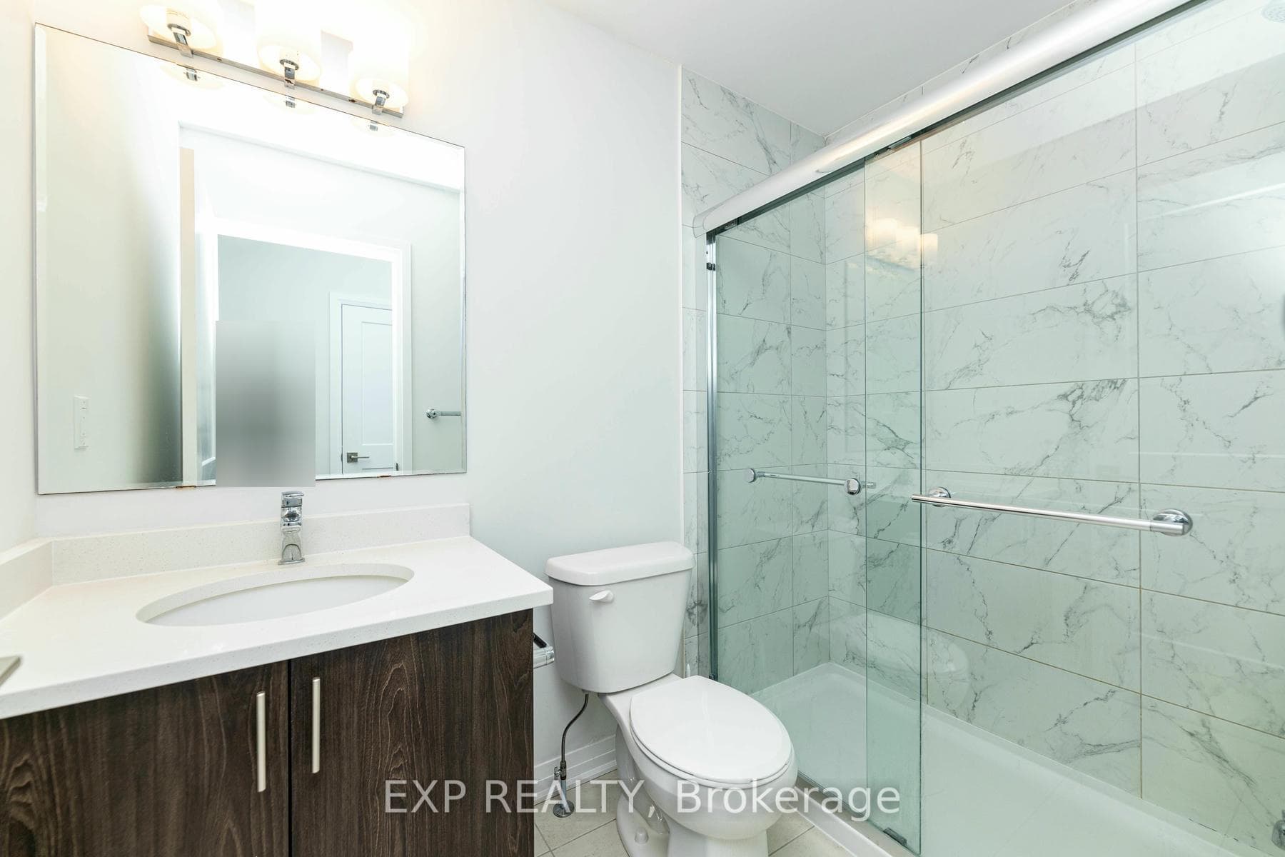 51 Sparrow Avenue Unit 60 photo 38