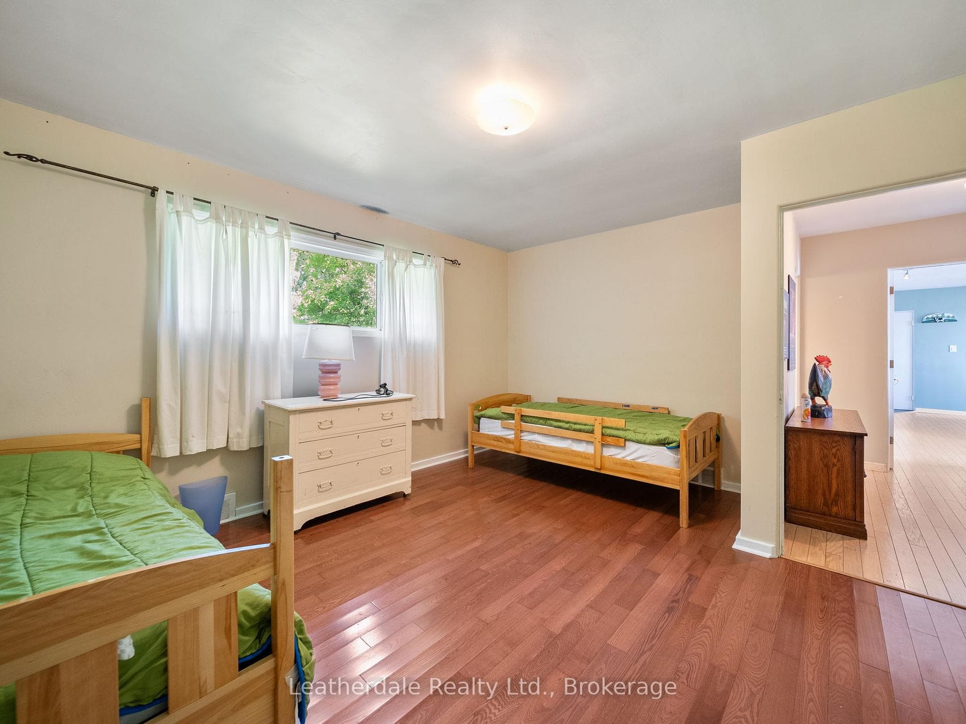 24 Maple Drive photo 12